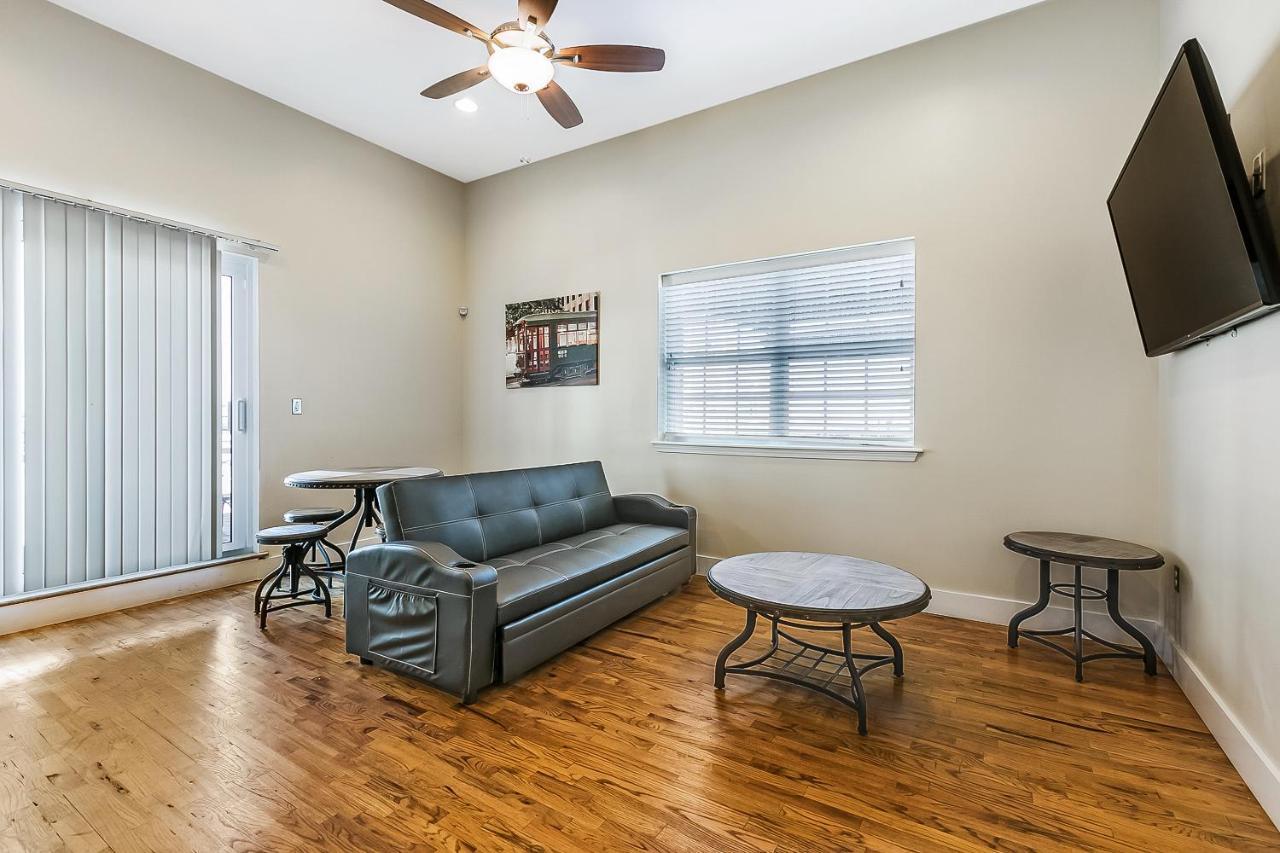 Stunning Close To Attractions Apartment New Orleans