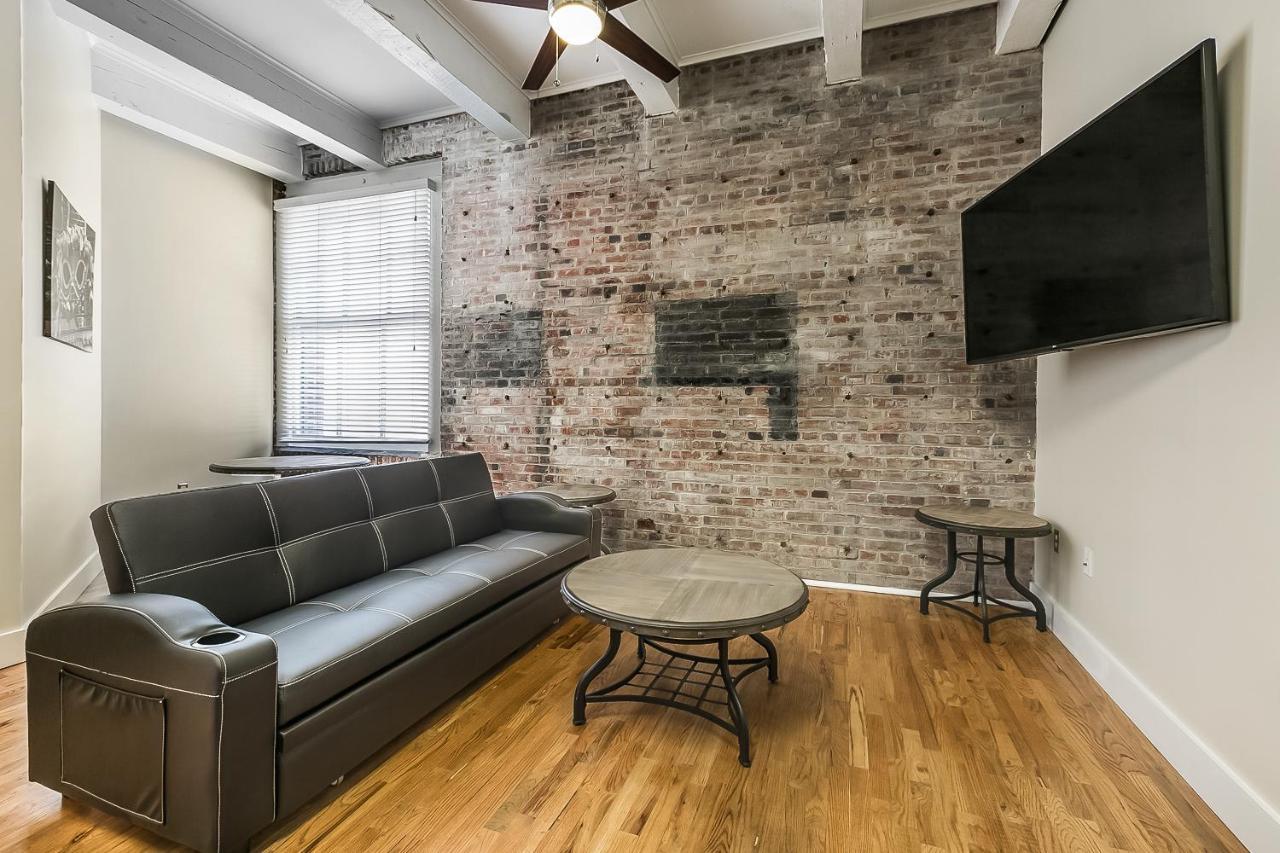 Stunning Close To Attractions Apartment New Orleans