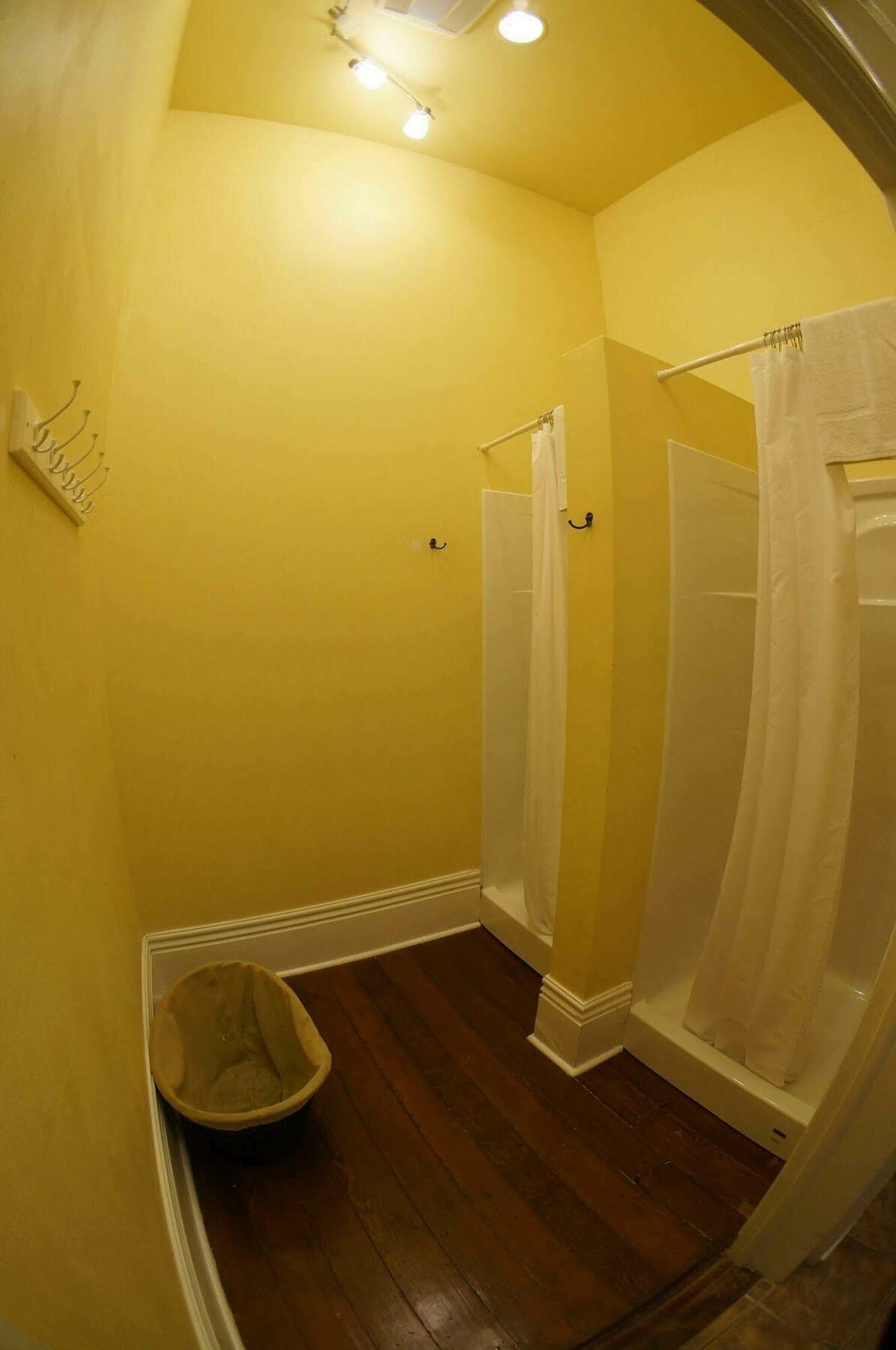 Hostel Auberge Nola New Orleans