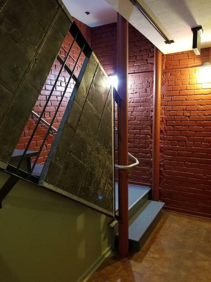 Apartment Delightful 2br/2ba Industrial In Nola By Domio *