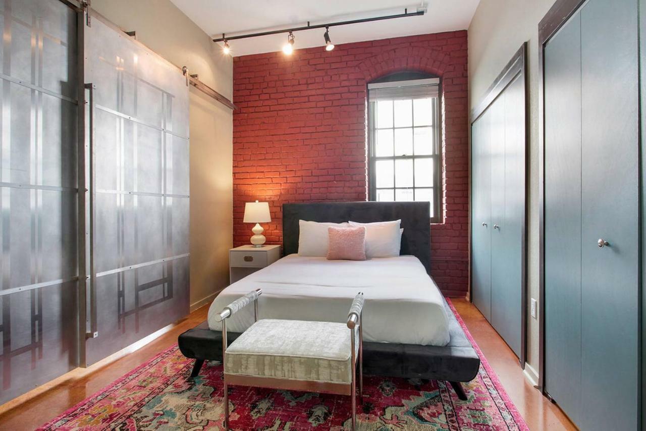 Delightful 2br/2ba Industrial In Nola By Domio Apartment New Orleans