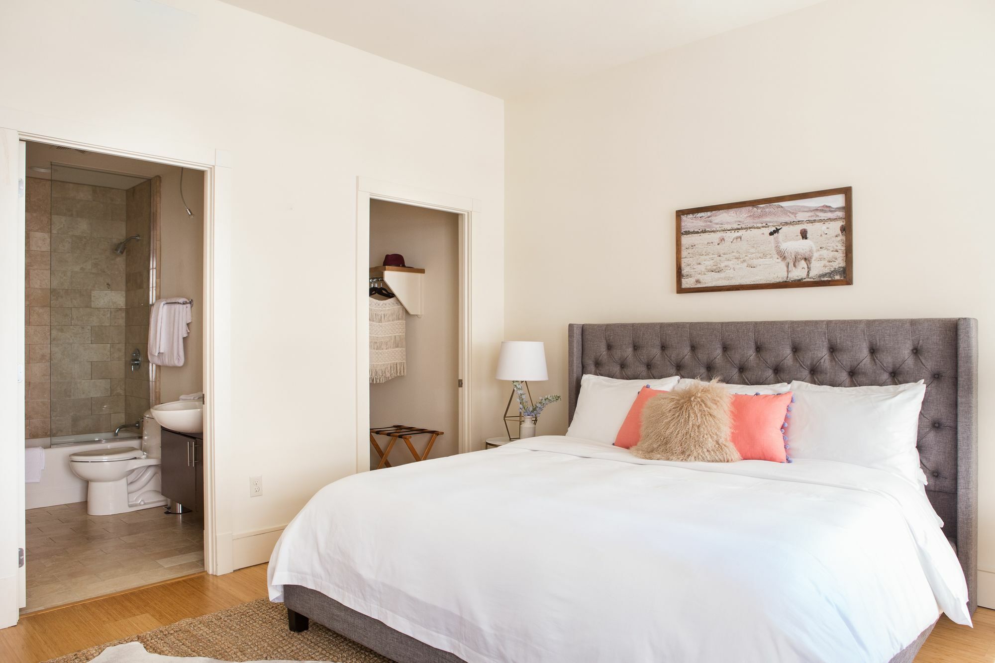 Sophisticated 1br In C.b.d. By Sonder Apartment