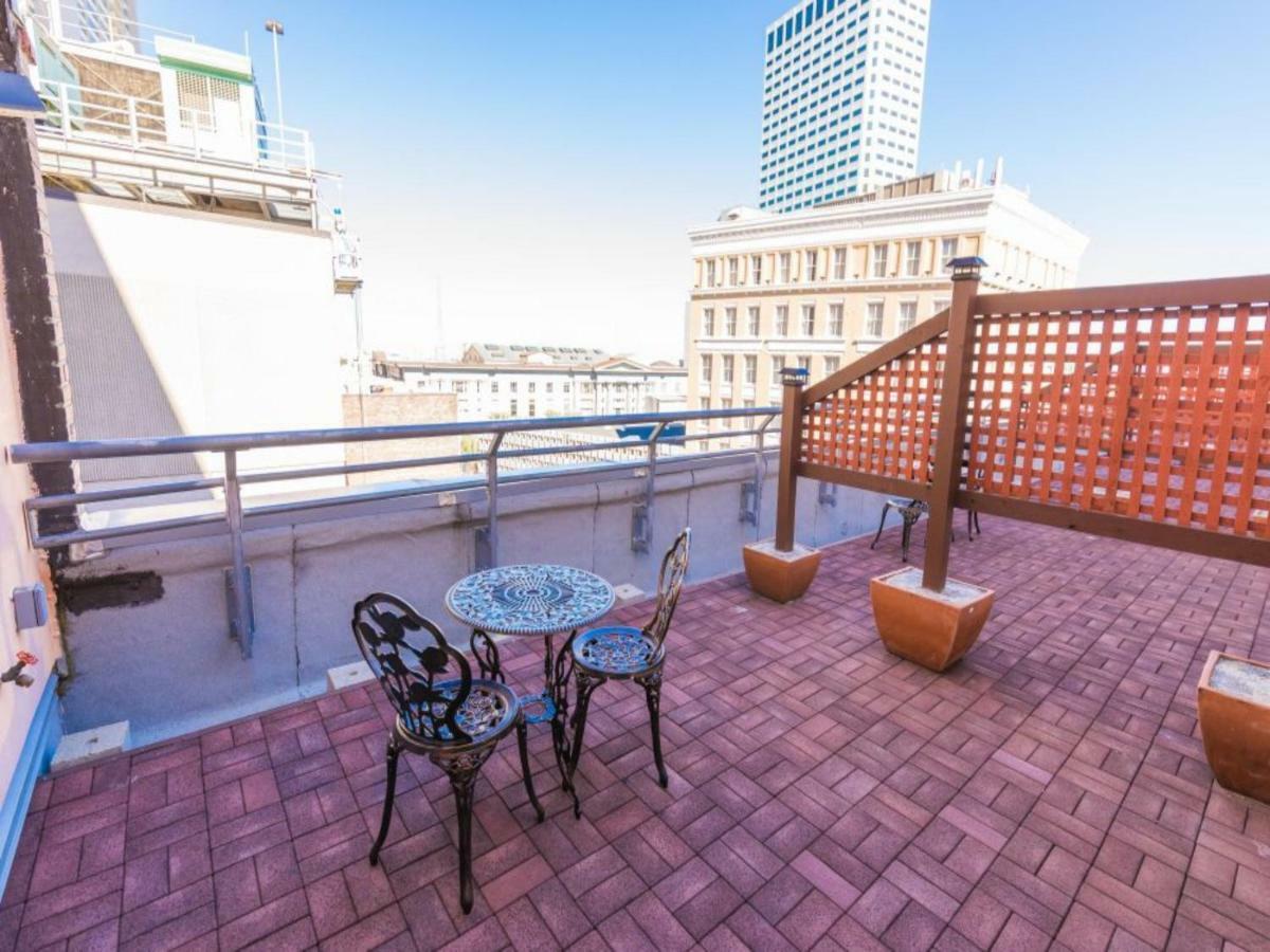 Spacious Lofts Close To French Quarter & Bourbon St. Apartment *