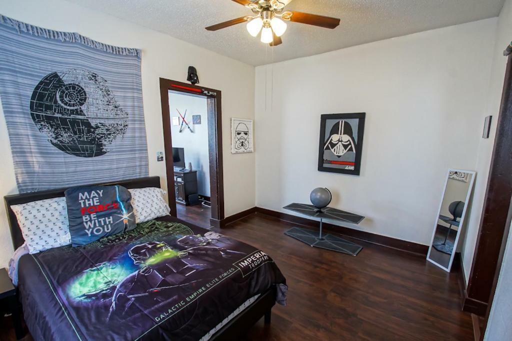 Star Wars Themed House *