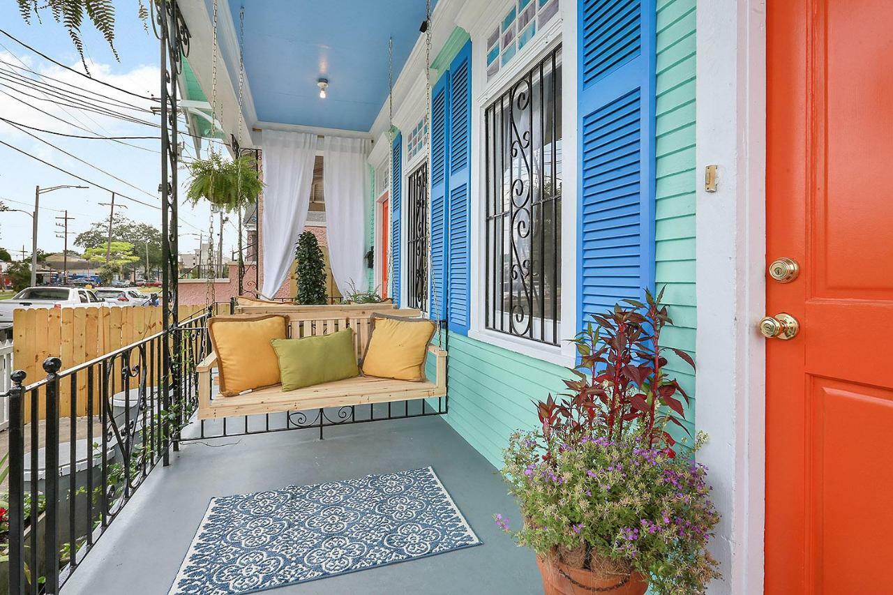 Modern Victorian House With Relaxing Courtyard New Orleans