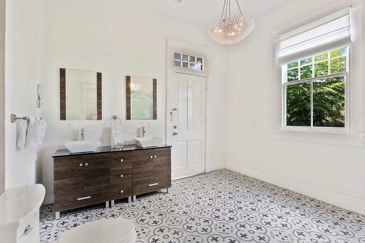 Holiday home Modern Victorian House With Relaxing Courtyard New Orleans