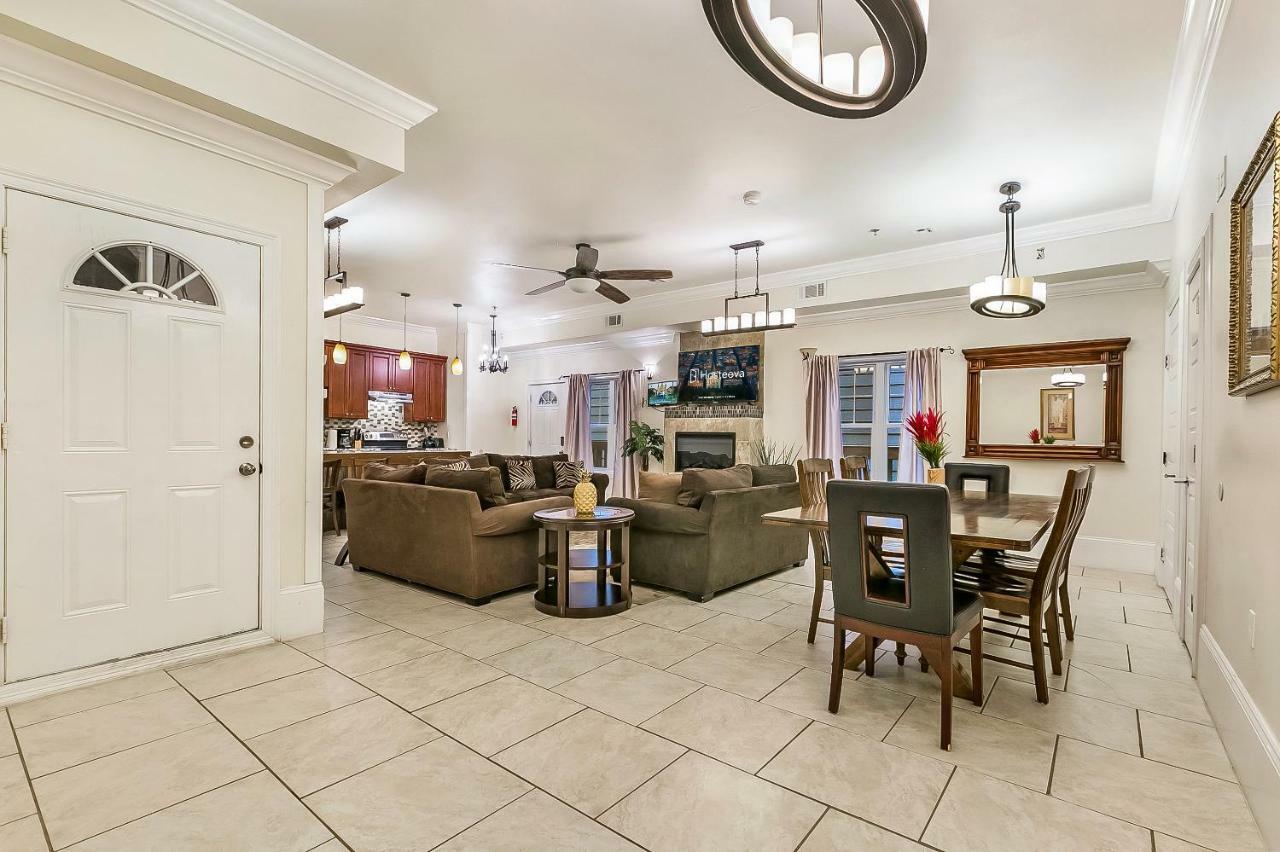 Modern 4br 5min Drive To Fq