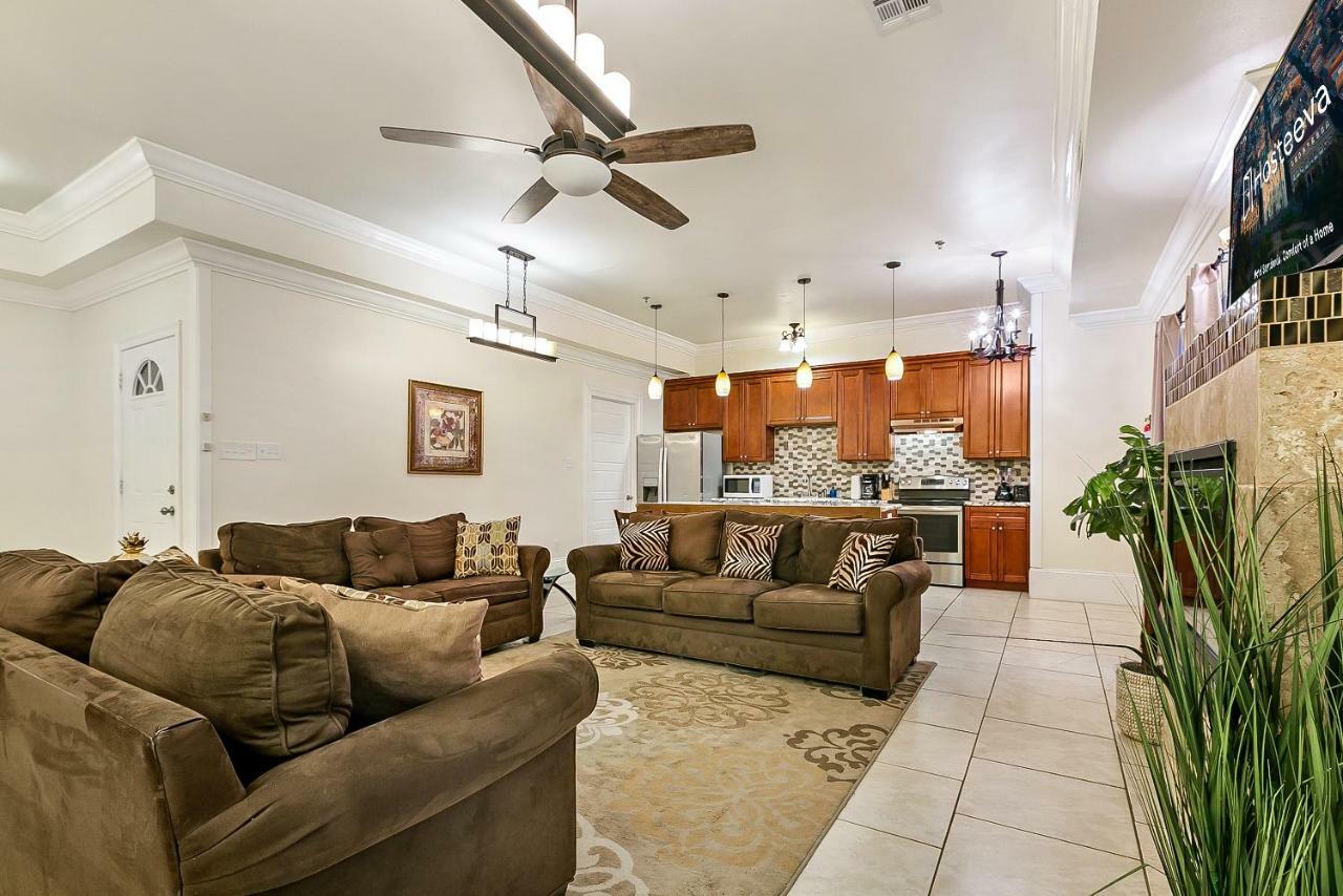 Modern 4br 5min Drive To Fq