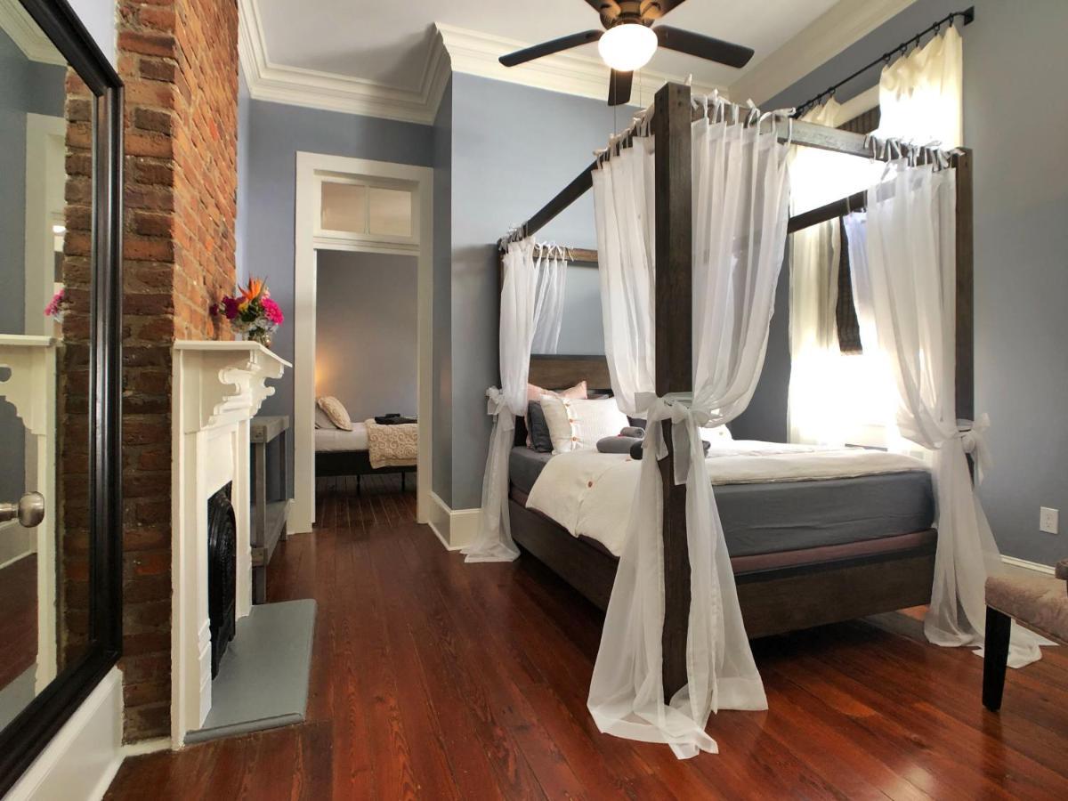 Luxury Historic Shotgun In Lower Garden District Holiday home New Orleans