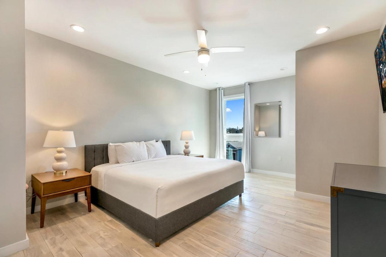 Modern 4br Townhouse In Bienville Holiday home *