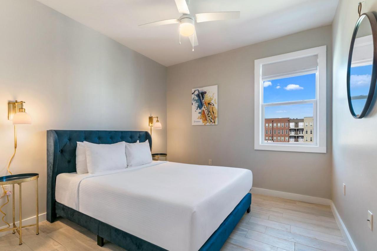Holiday home New Construction Elegant New Orleans