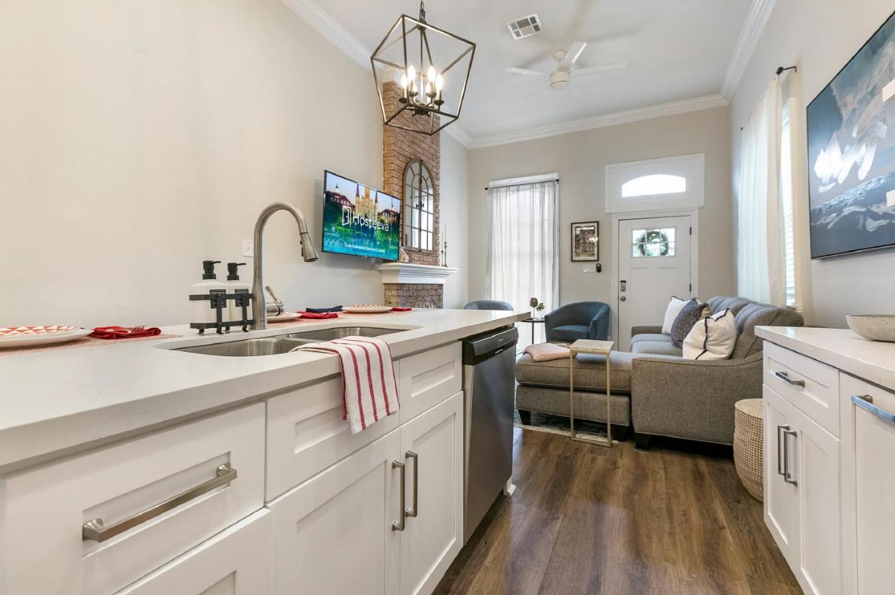 Urban Retreat Near French Quarter