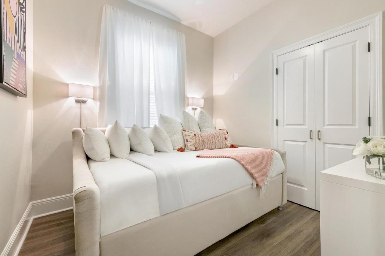 Urban Retreat Near French Quarter Holiday home