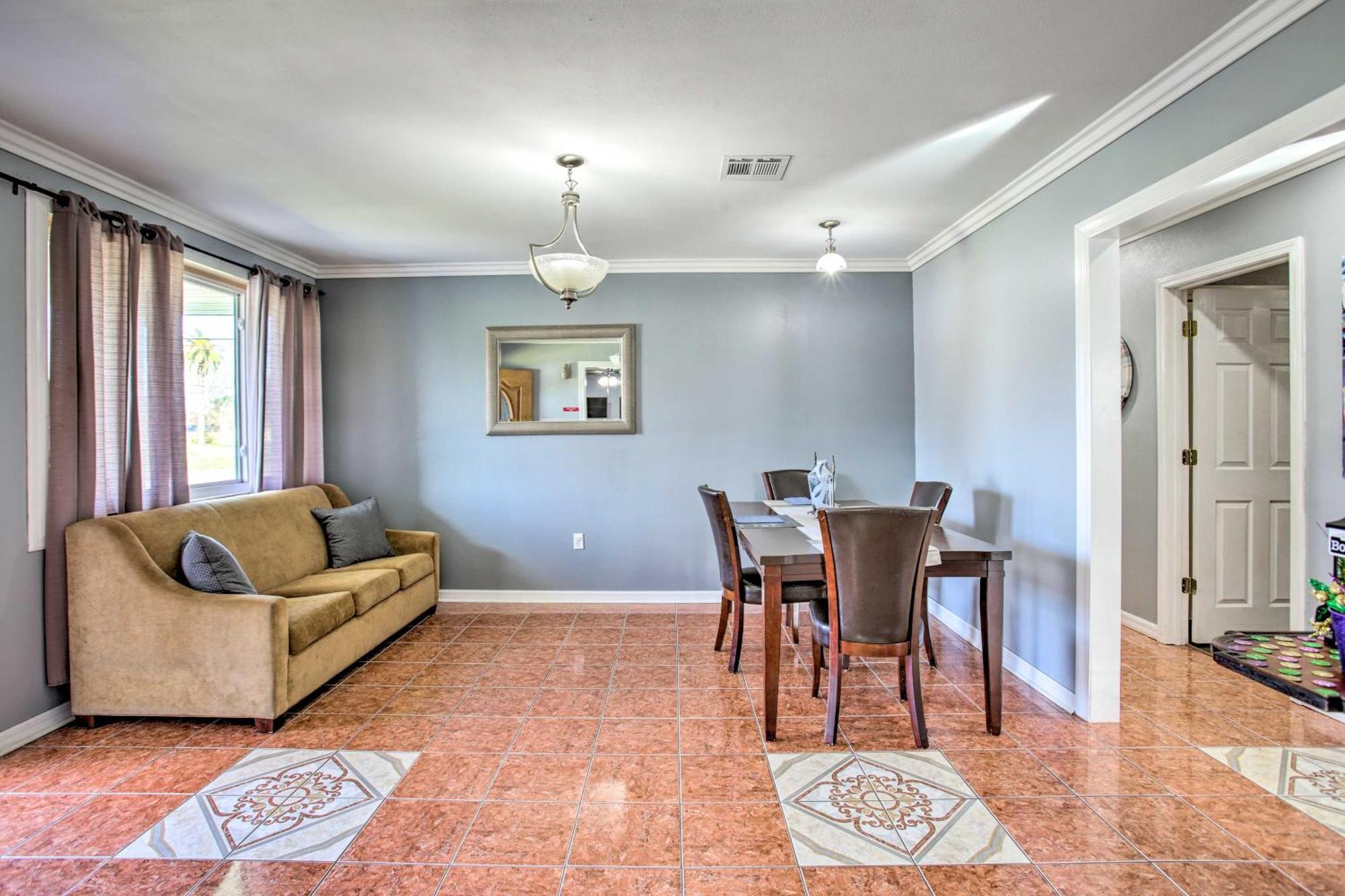 Nola With Porch And Grill 4 Mi To French Quarter Holiday home New Orleans