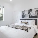 Downtown Vibrant Gray Loft 2318