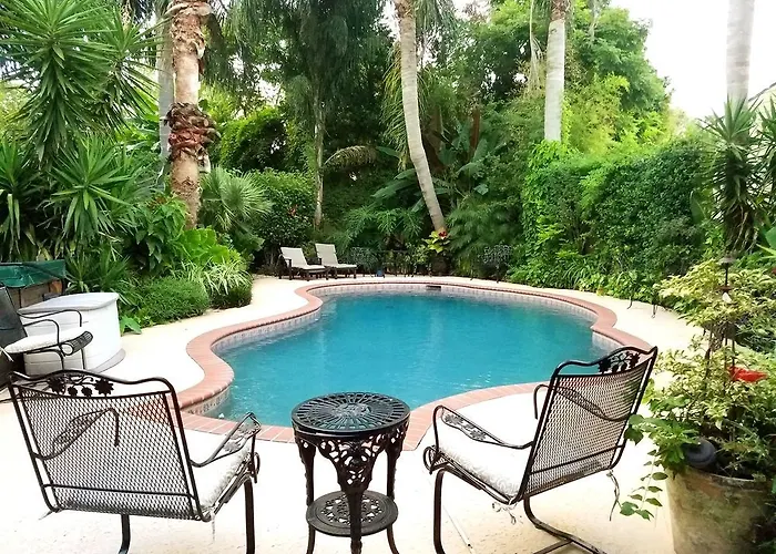 Lion\'S Inn Bed And Breakfast