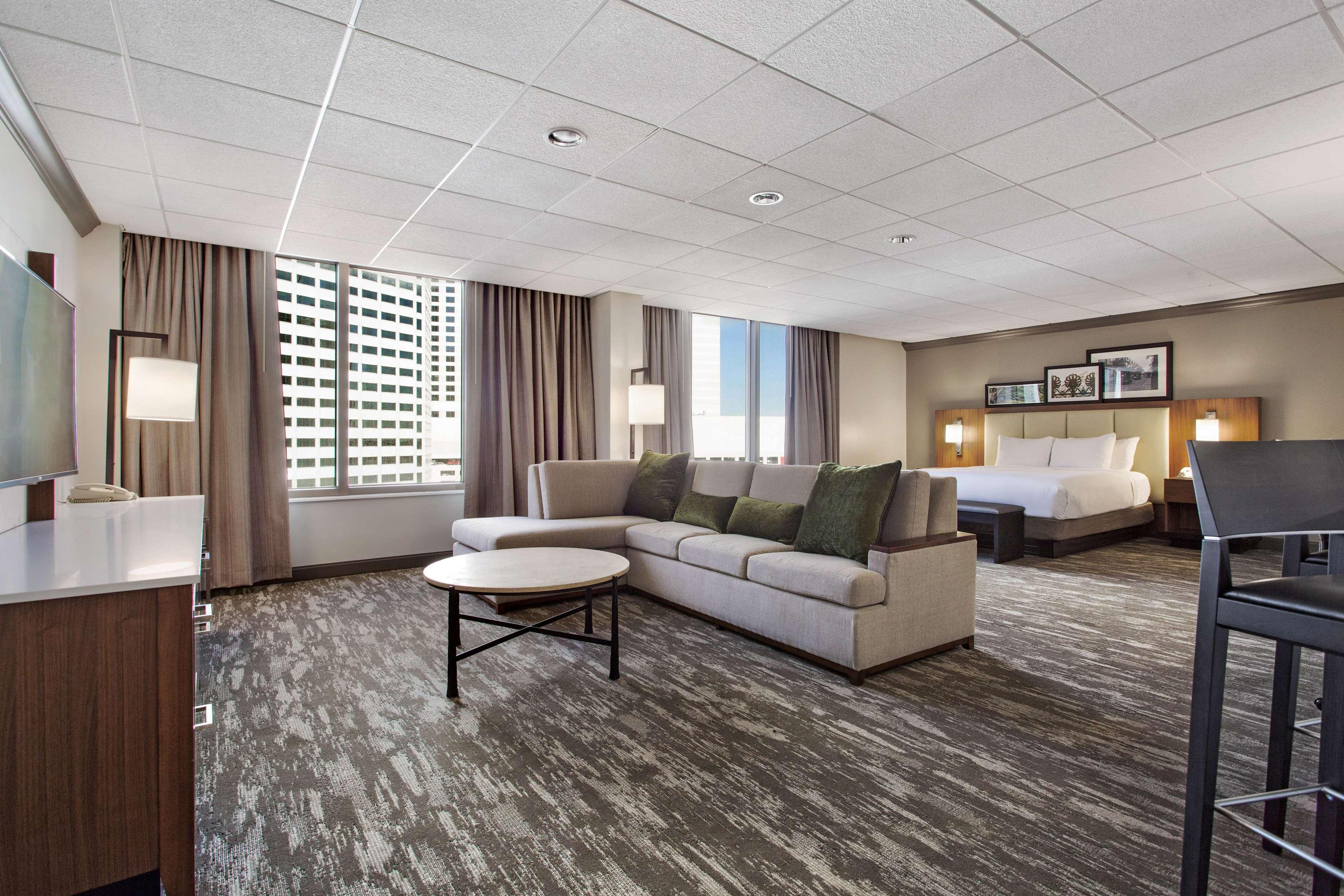 Doubletree By Hilton Hotel New Orleans