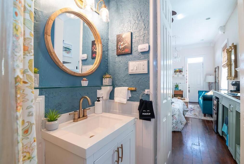 Historic Victorian Near Park Noma Bayou St John * New Orleans