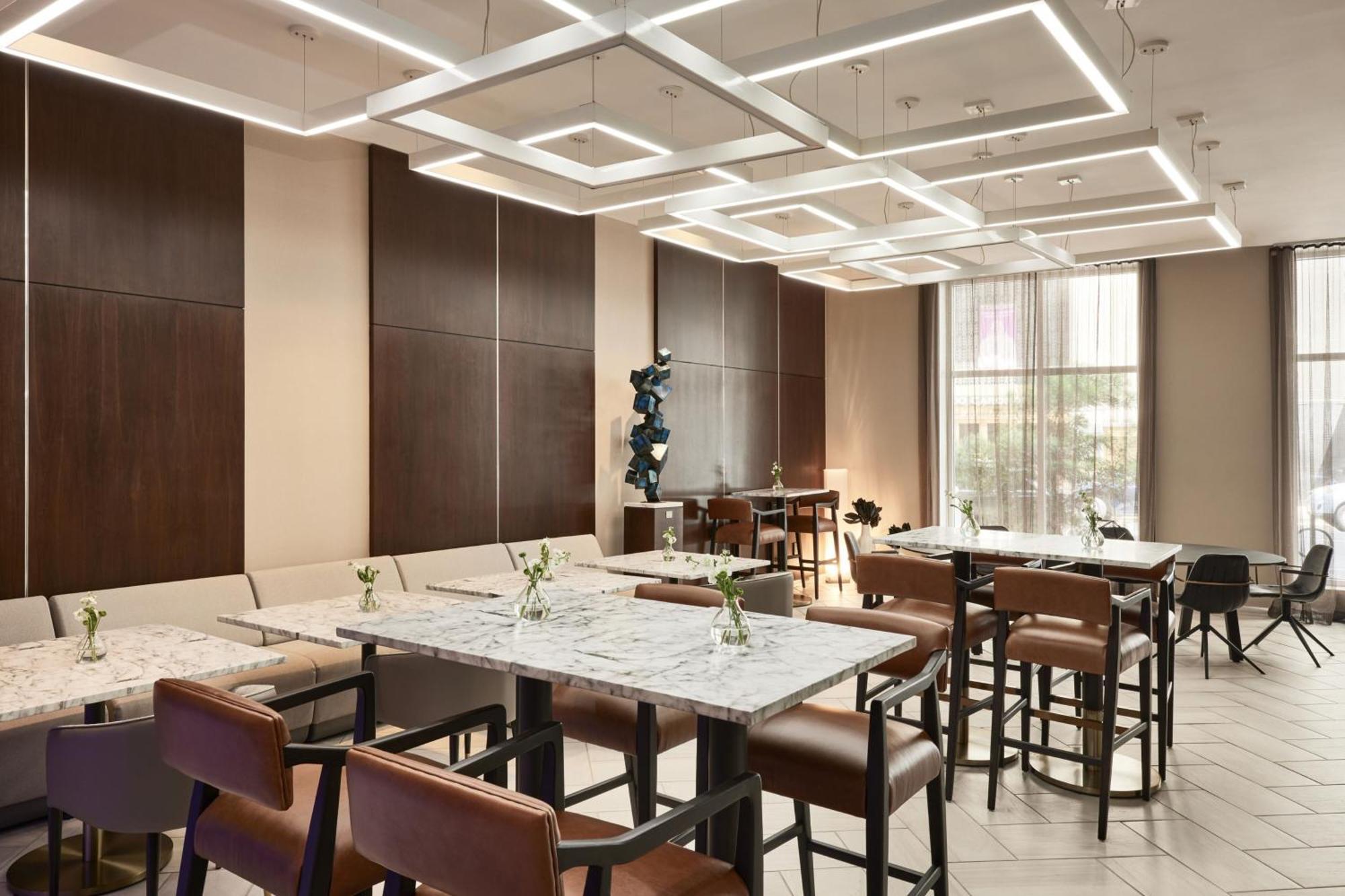 Hotel Ac By Marriott French Quarter 4*