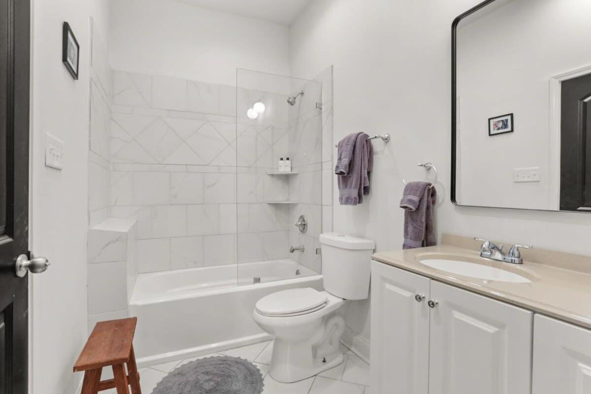 Fabulous Classy And Comfy 3bd 2ba And Parking Apartment New Orleans