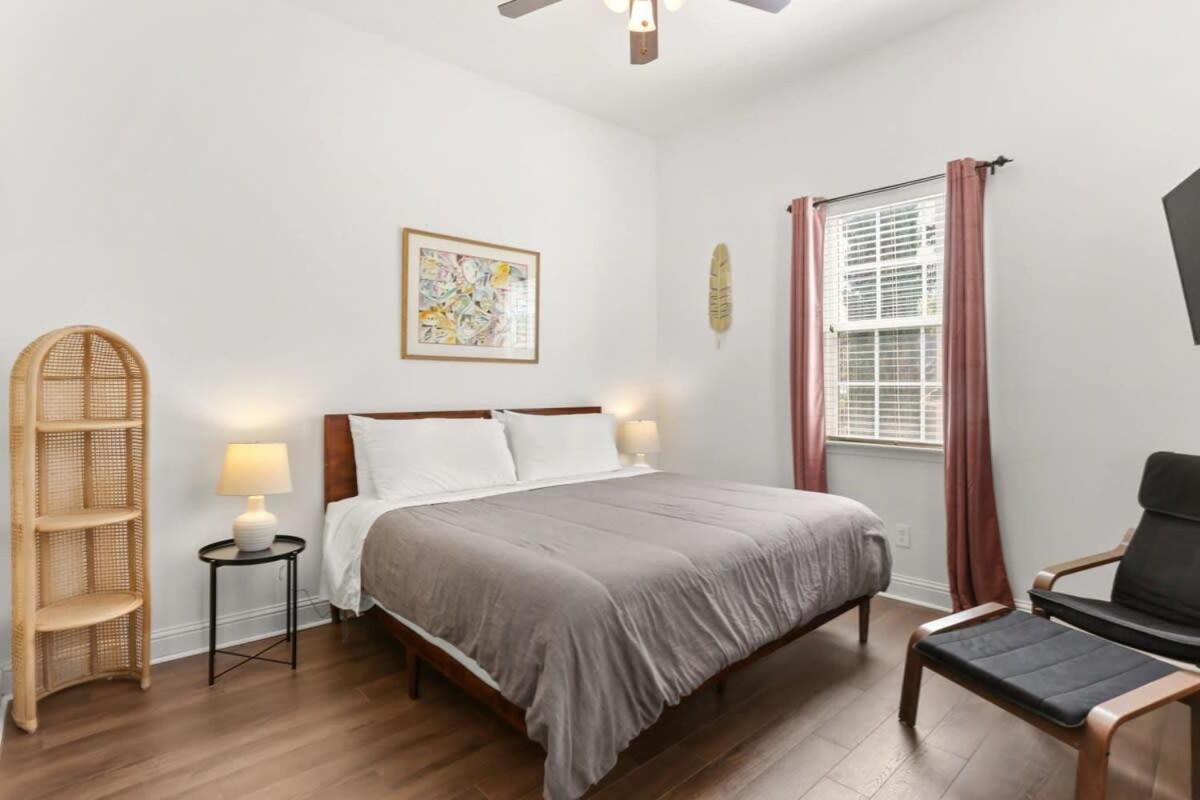 Fabulous Classy And Comfy 3bd 2ba And Parking Apartment New Orleans