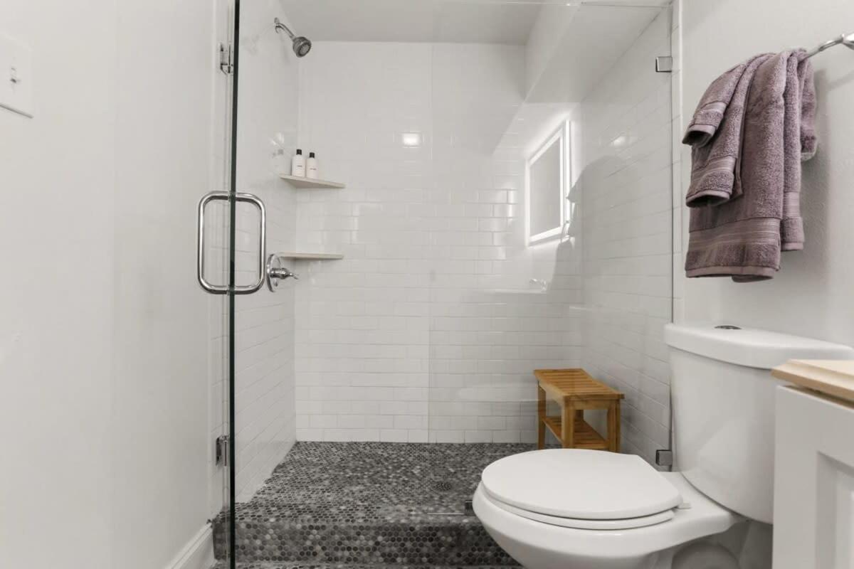Apartment Fabulous Classy And Comfy 3bd 2ba And Parking *