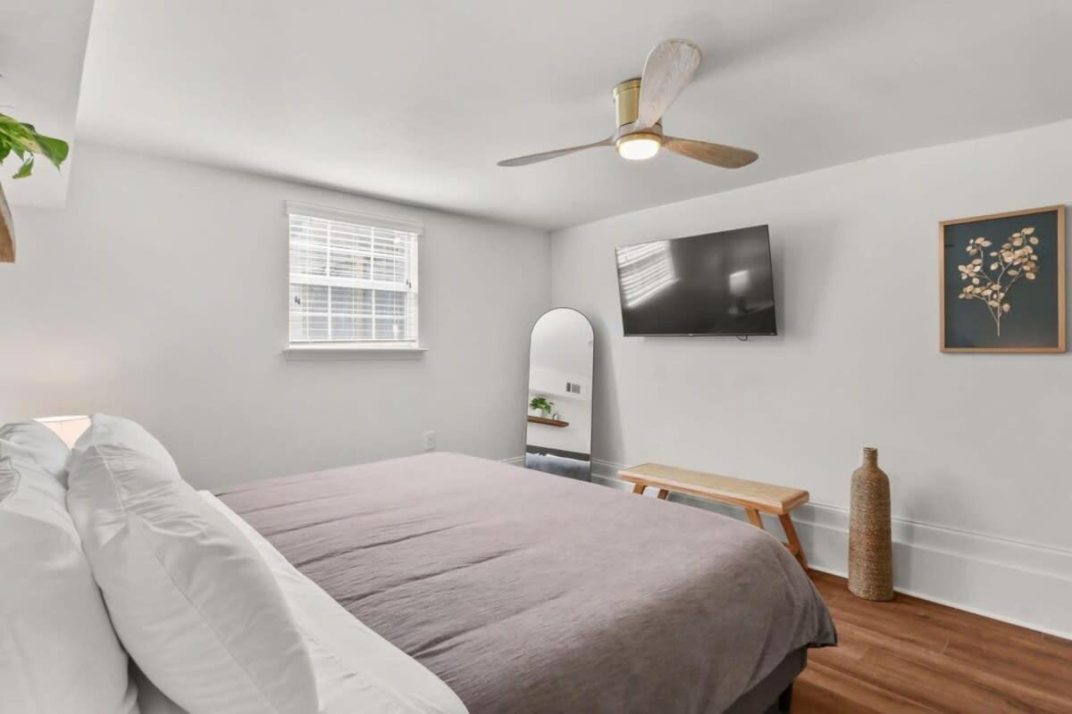 Fabulous Classy And Comfy 3bd 2ba And Parking Apartment