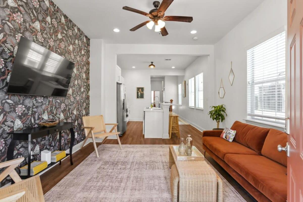 Fabulous Classy And Comfy 3bd 2ba And Parking Apartment New Orleans