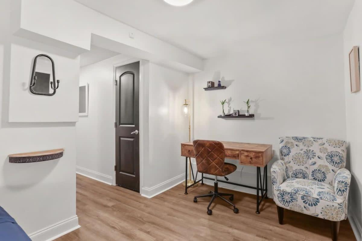 Fabulous Classy And Comfy 3bd 2ba And Parking