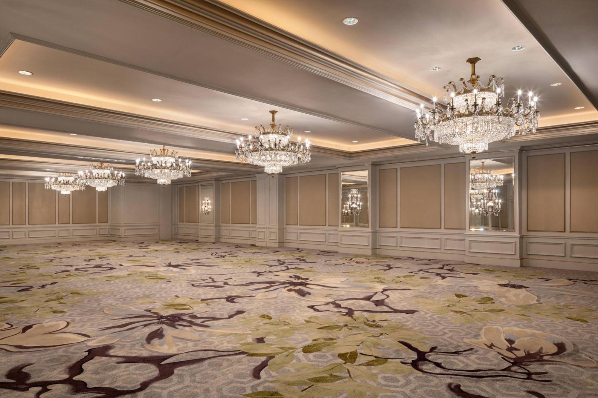 The Ritz-carlton, 5*