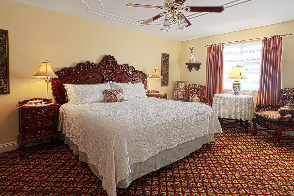 Rose Manor 4*