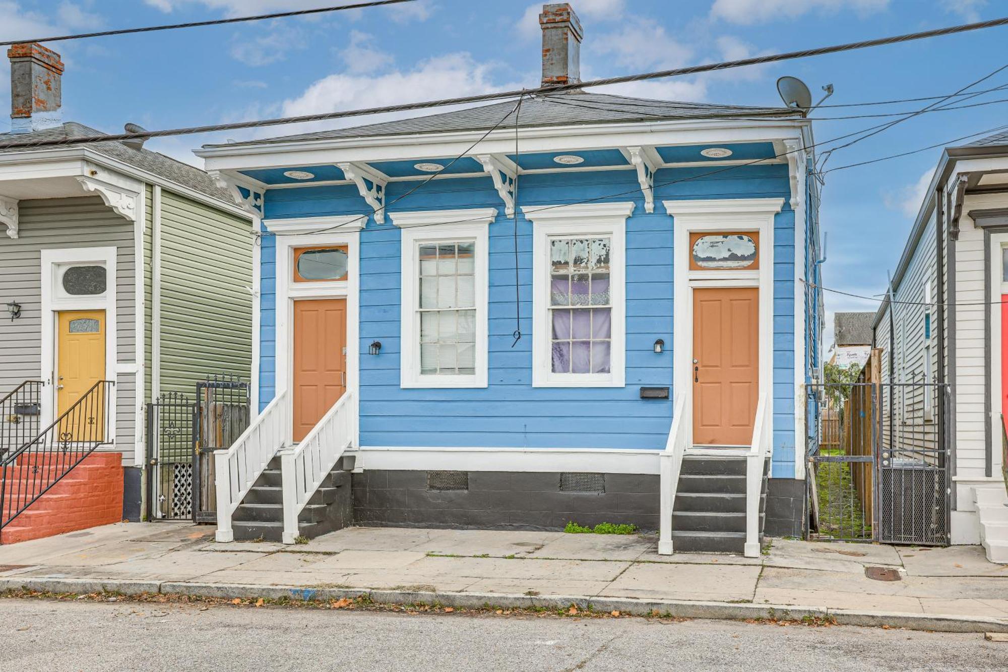 And Play Near Downtown Apartment New Orleans