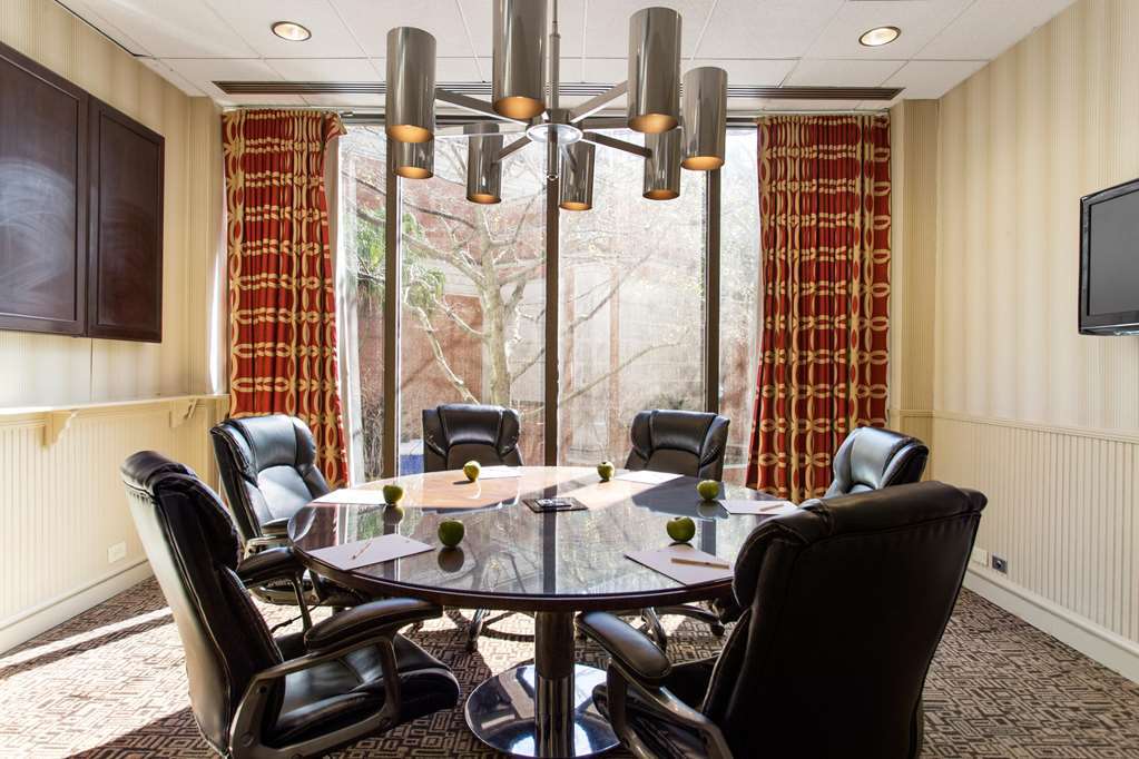 Hotel Doubletree By Hilton