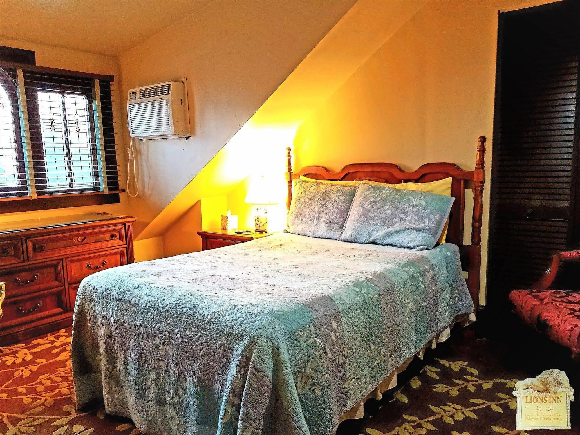 Hotel Lion's New Orleans