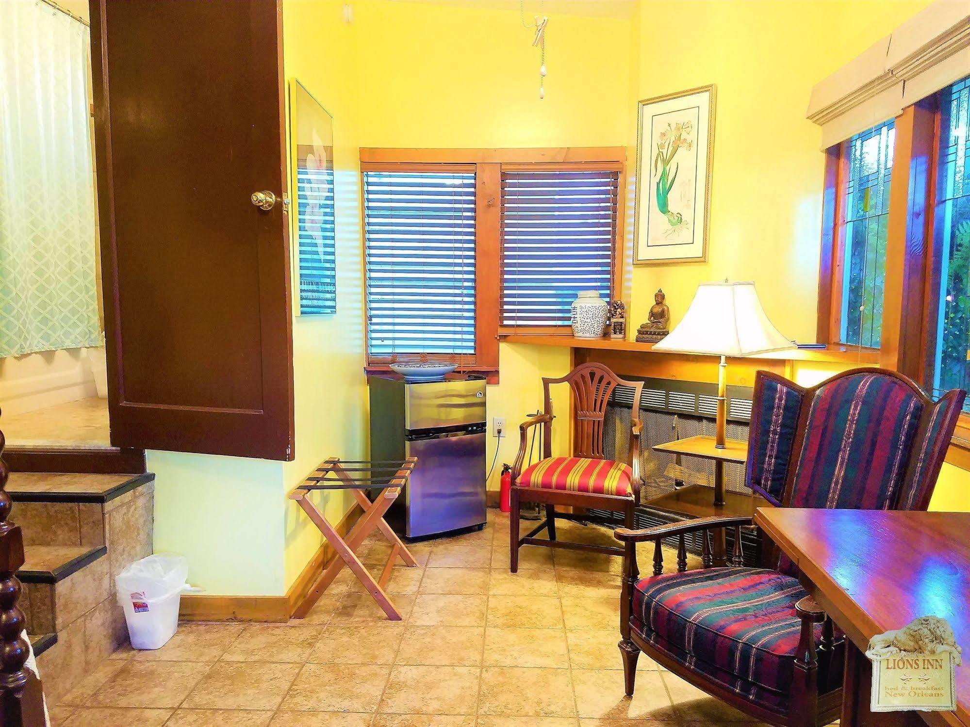 Hotel Lion's 3*