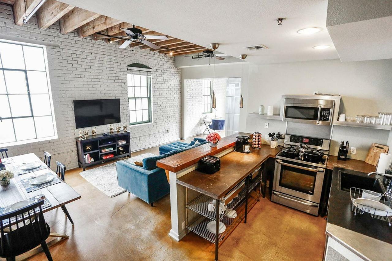 Gorgeous 3br/2ba Industrial In Nola By Domio *