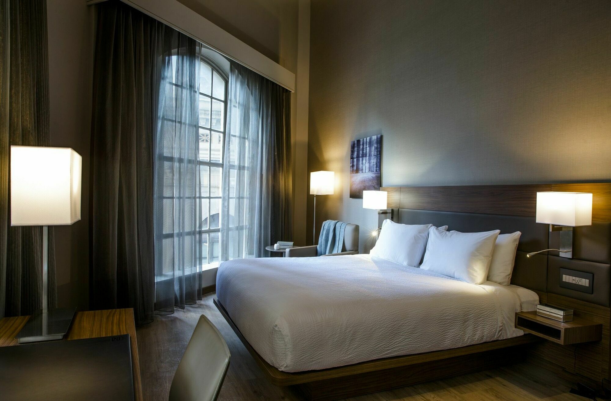 Ac By Marriott French Quarter Hotel New Orleans