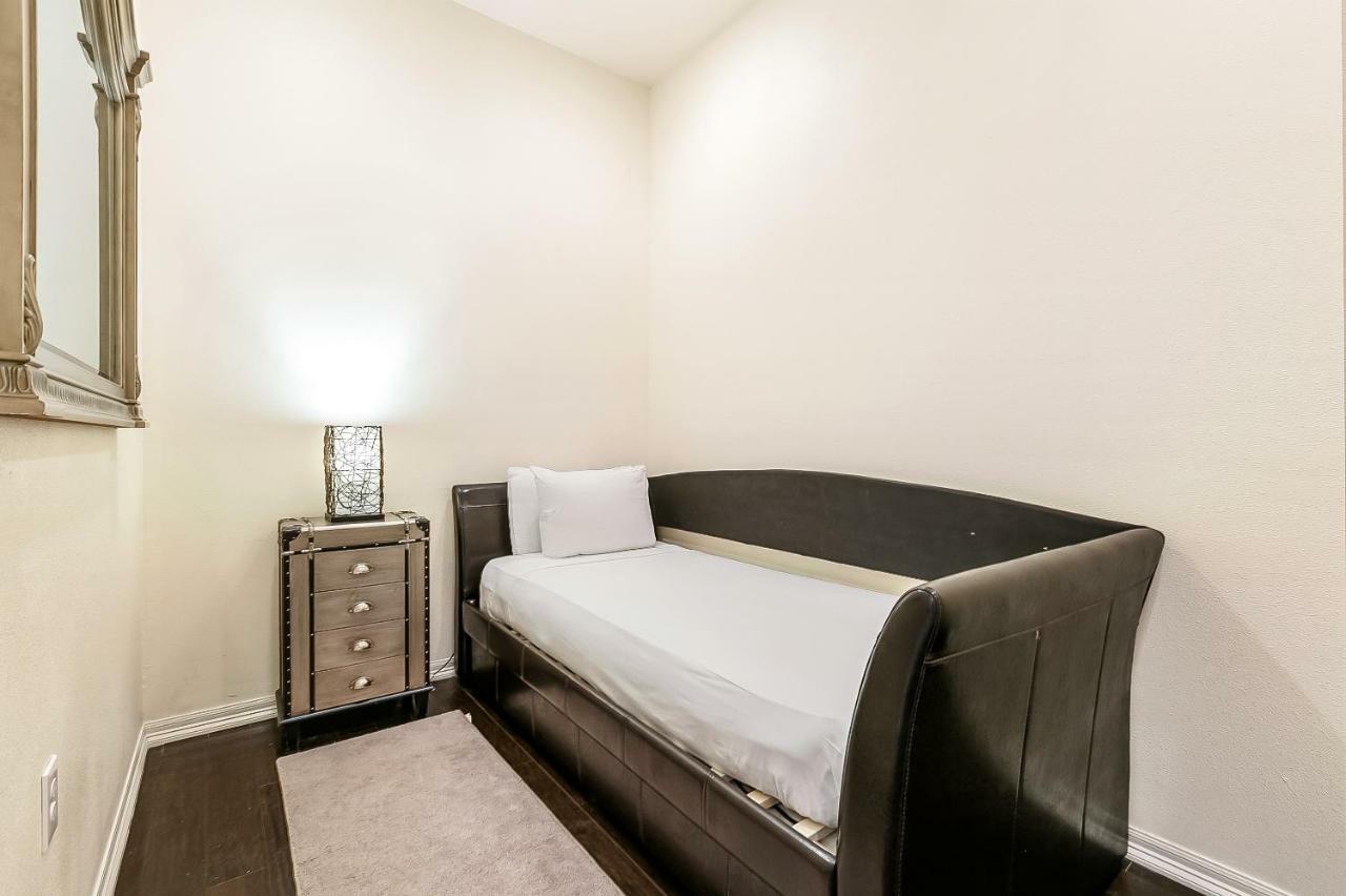 Aparthotel Modern, Spacious With Luxury Amenities New Orleans