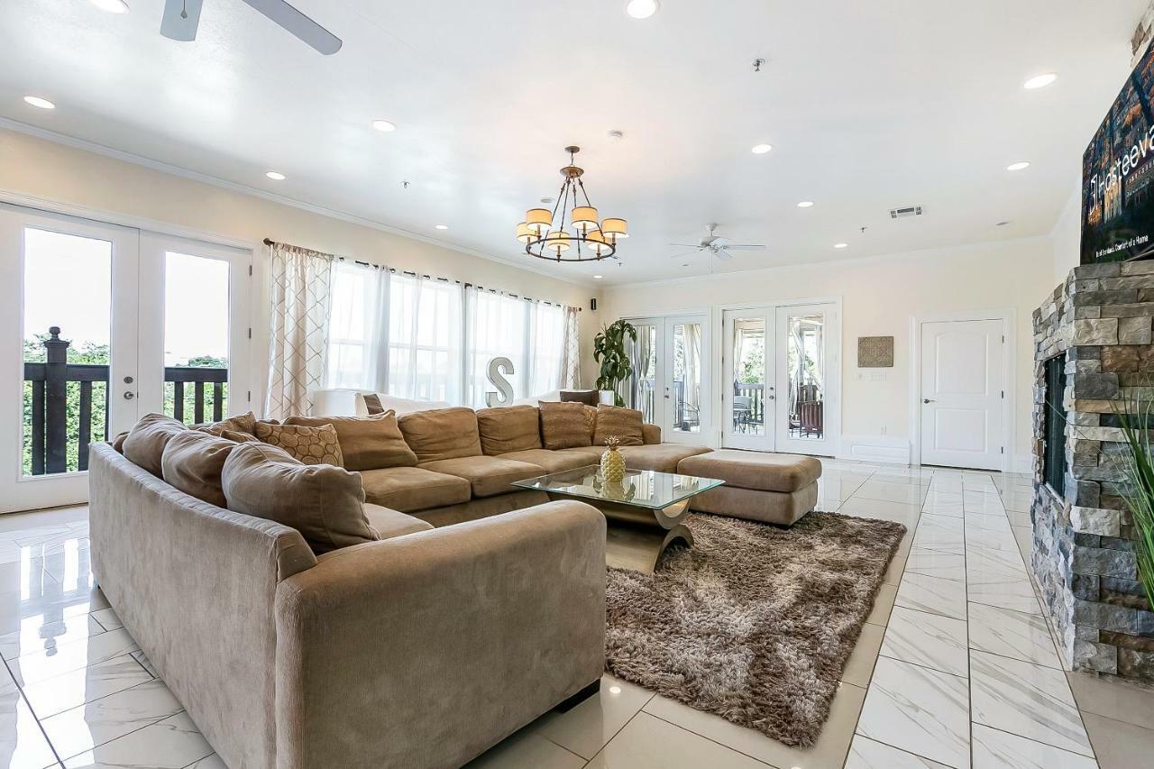 Modern, Spacious With Luxury Amenities 3* New Orleans