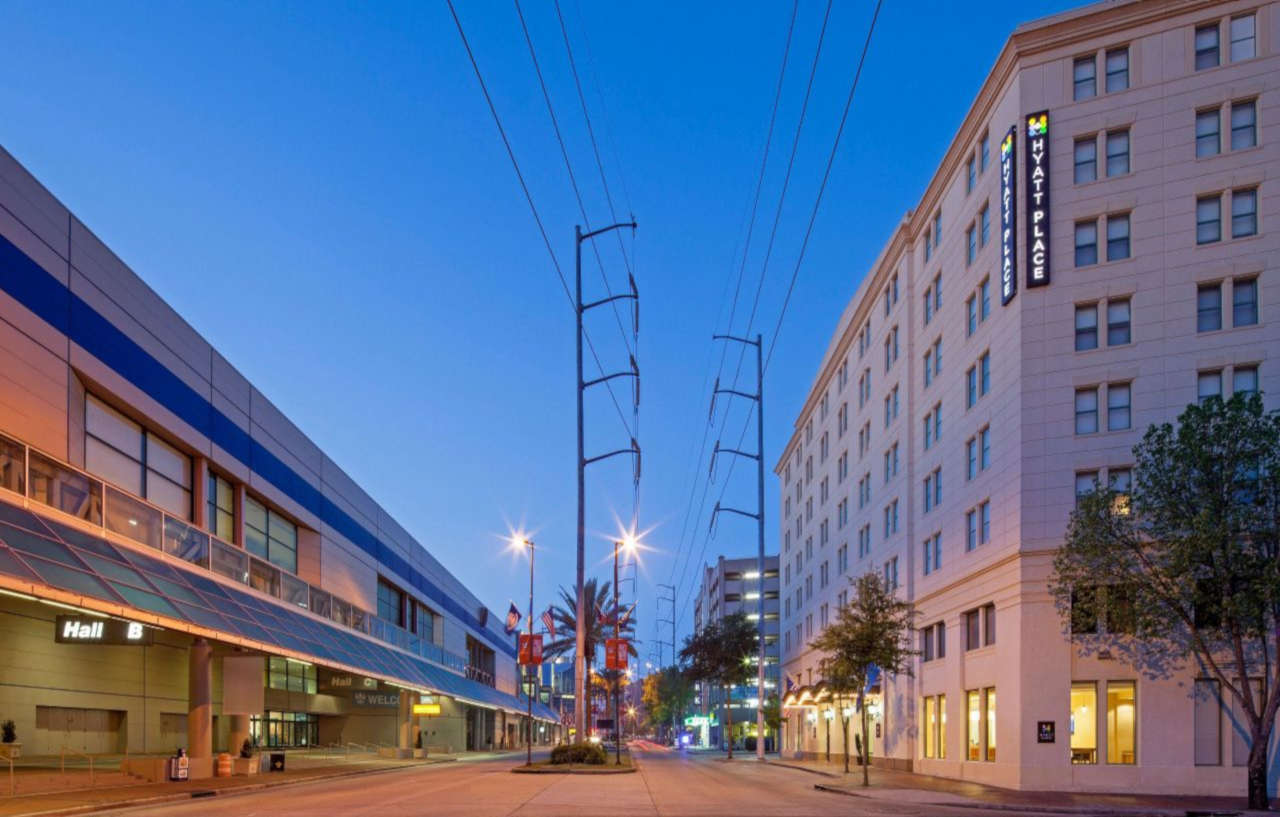 Hyatt Place Convention Center 3*