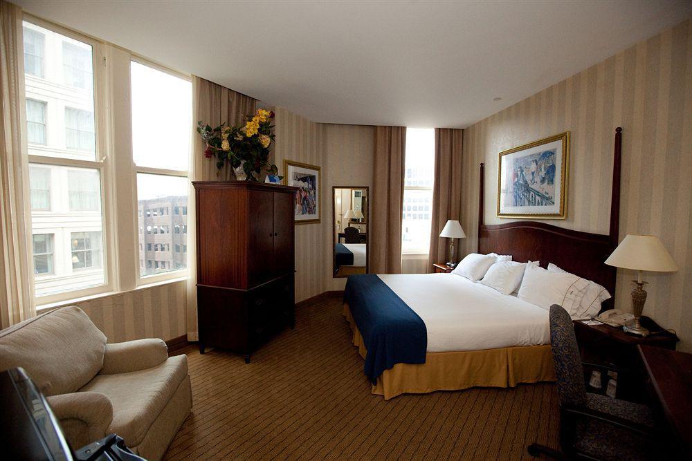 Ac By Marriott French Quarter Hotel New Orleans