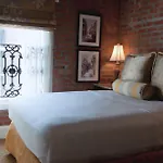 French Market Inn