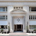 International House Hotel