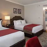 The Higgins Hotel New Orleans, Curio Collection By Hilton
