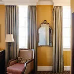 The Lafayette New Orleans By Kasa