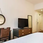 St Charles Coach House, Ascend Hotel Collection