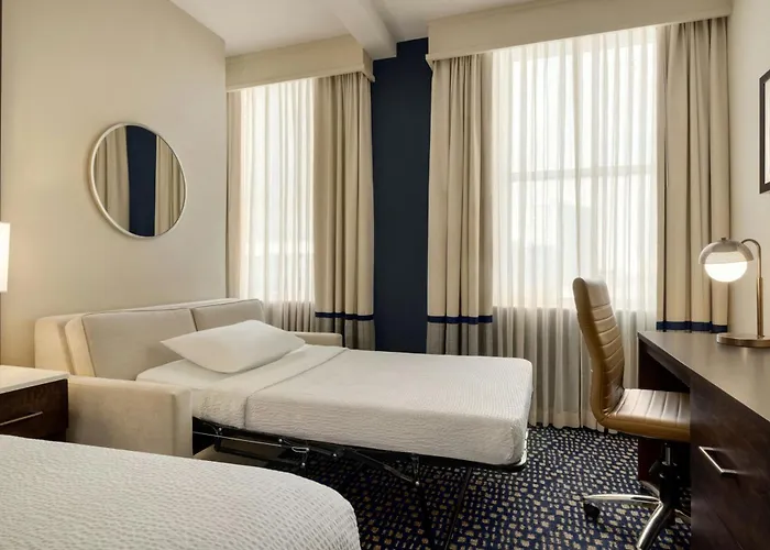 Fairfield Inn & Suites By Marriott New Orleans Downtown/French Quarter Area