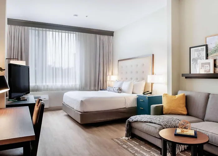 St Charles Coach House, Ascend Hotel Collection
