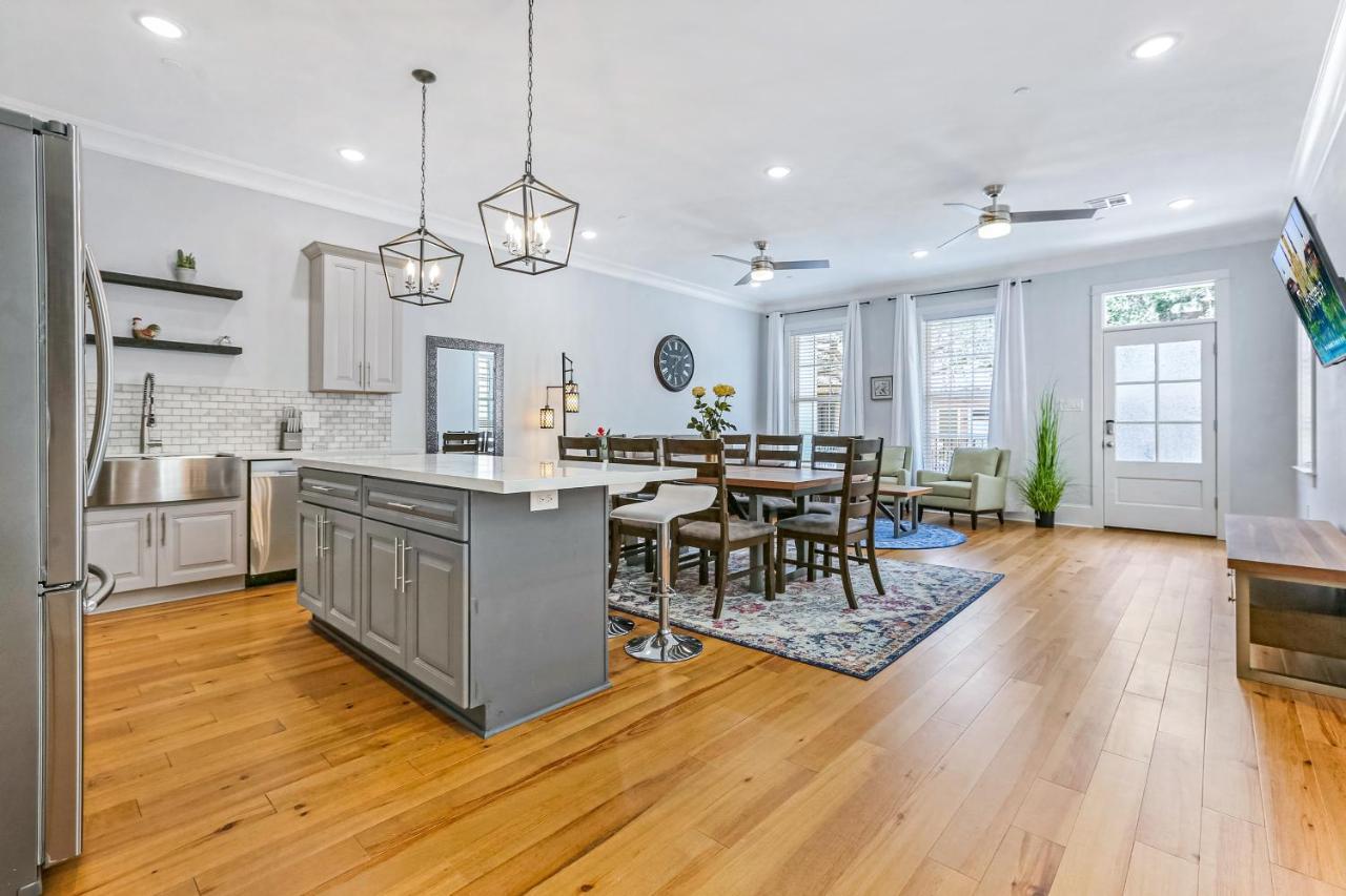Apartment Stunning 4br-5br Near Frnch Quarter Homes By Hosteeva