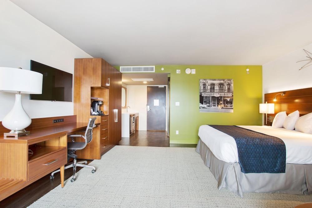 Alder Uptown Hotel 3*